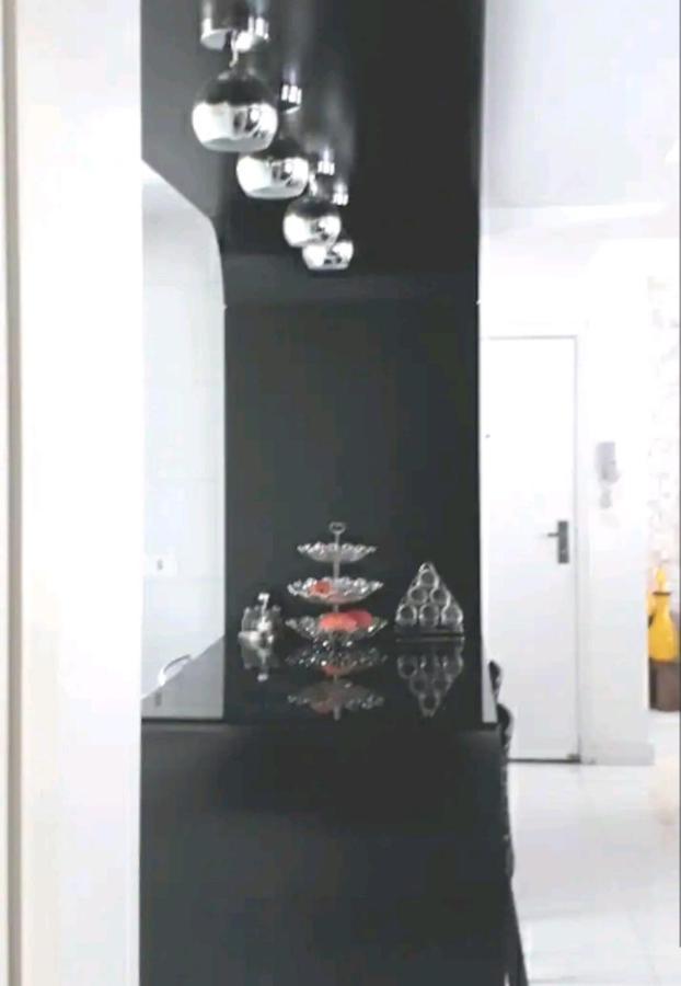Apart Luxo No Centro Com Hidromassagem Lägenhet Curitiba Exteriör bild